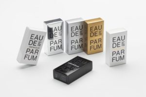 Zanders_Chromolux_perfume1